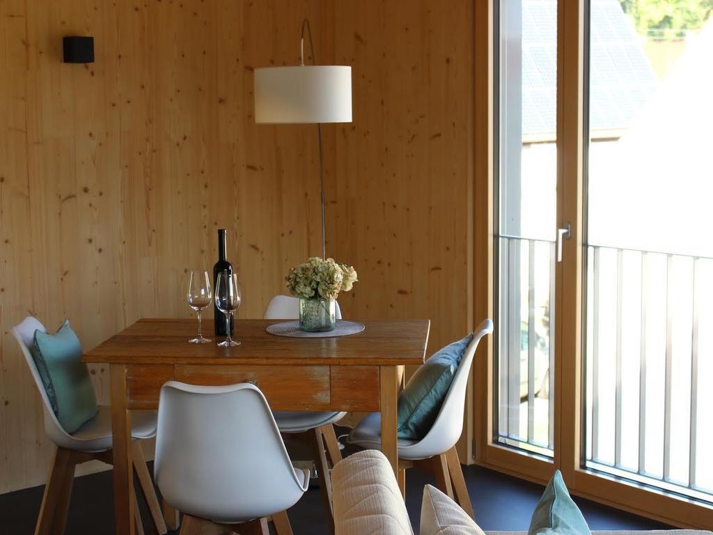 Apartamento Dorfschmiede Huttlingen Exterior foto